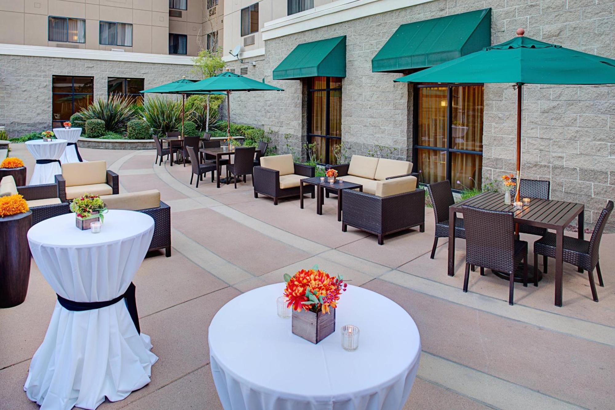 Courtyard By Marriott Sacramento Midtown Hotel Exterior photo