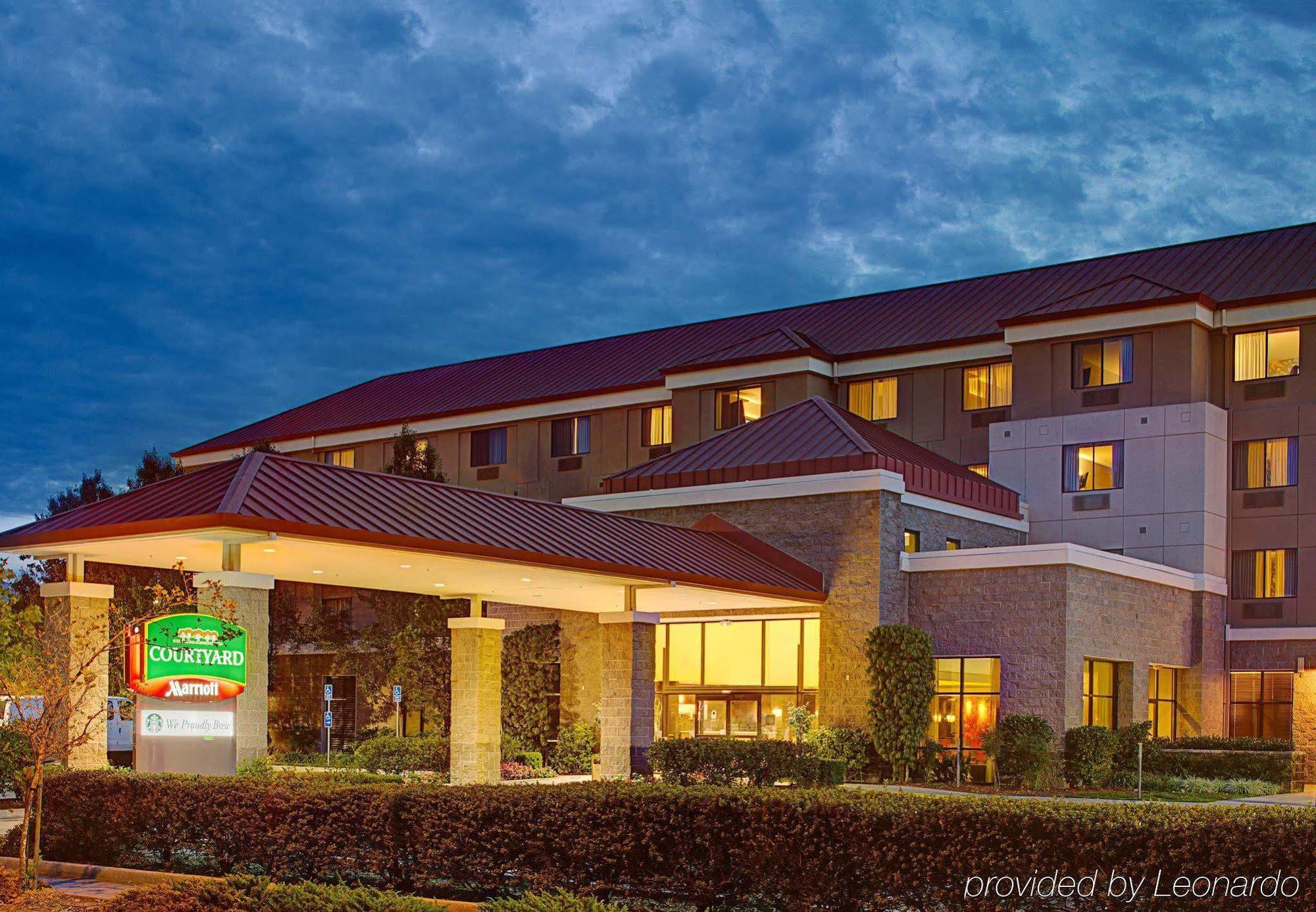 Courtyard By Marriott Sacramento Midtown Hotel Exterior photo